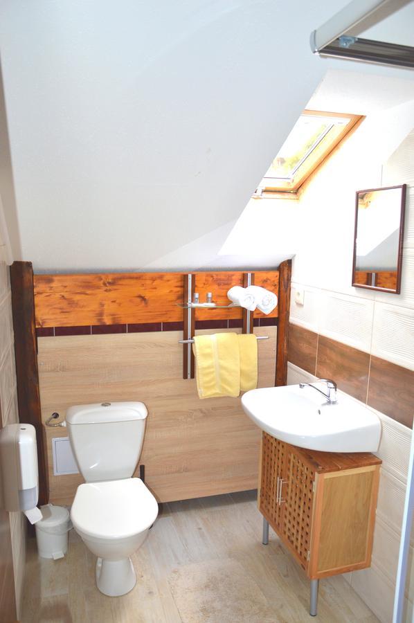 Pod Hradom Restaurant & Pension Topoľčany Dış mekan fotoğraf